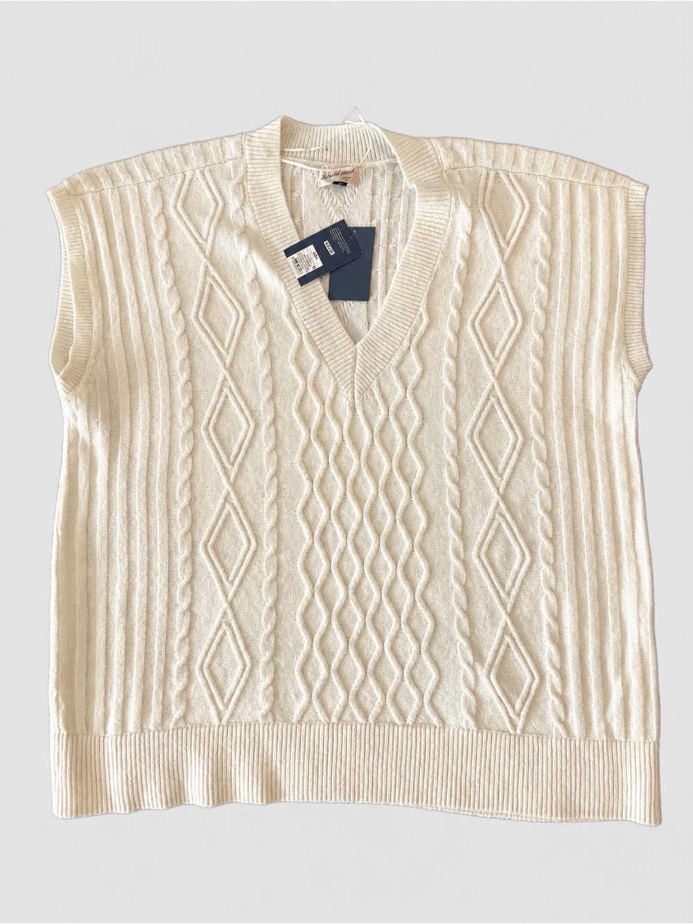 Universal Thread Cream Cable Knit Sweater Vest XXL NWT